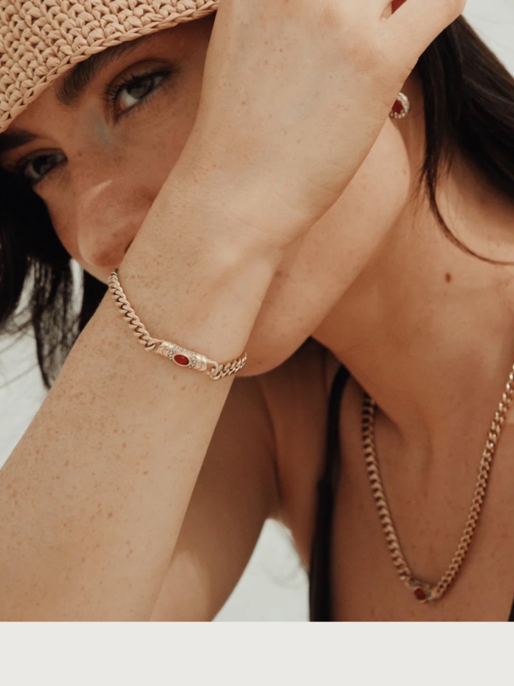 Raena Catena Belle Red Stone Bracelet - Picture 2 of 2